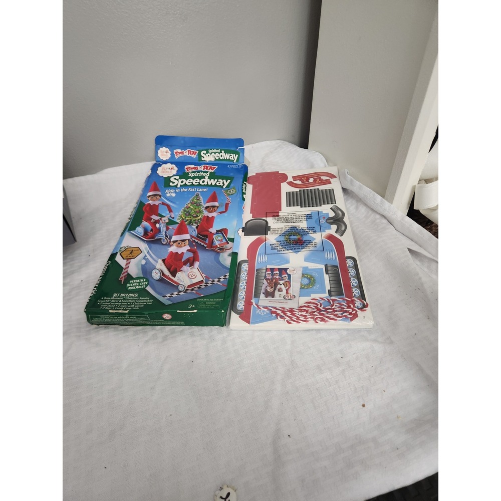Elf on the Shelf Elves at Play Spirited Speedway 43 Piece Accessory Set
